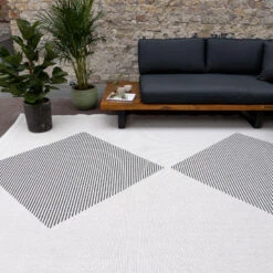 Buitenkleed Kite - Zwart/Wit - Dubbelzijdig - EVA Interior - 240 X 340 -Tapijt Wereld 1000089486 0103