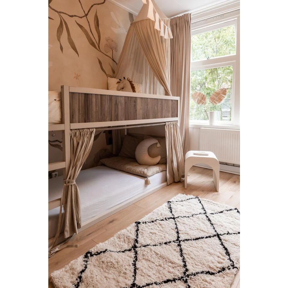 Interieur05 Hoogpolig Vloerkleed Berber Kris Kros Wit/Zwart-80 X 150 Cm - (XS) 4 Interieur05 Hoogpolig Vloerkleed Berber Kris Kros Wit/Zwart-80 X 150 Cm - (XS) - Afbeelding 2